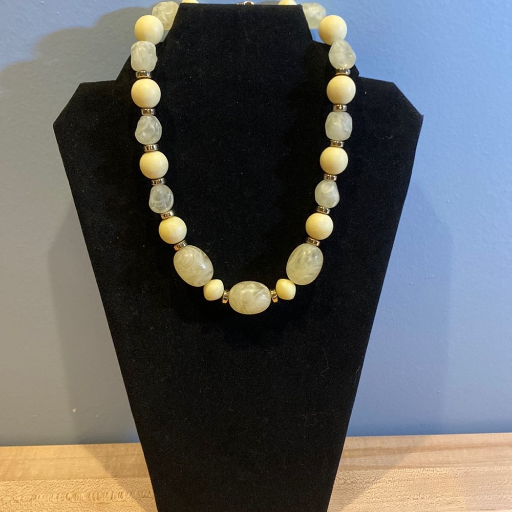 Vintage SOFT SPRING YELLOW BEADS Marked Arthur David